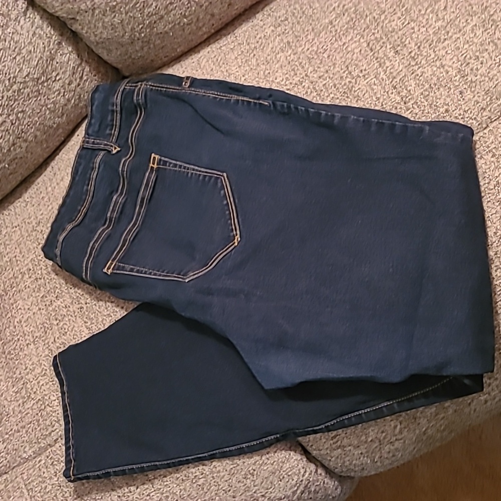 Maurices Womens size 20 denim blue jeans skinny leg